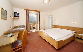 Pension Rosemarie  2*
